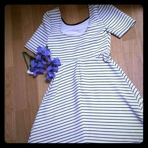 Super cute black and white dress